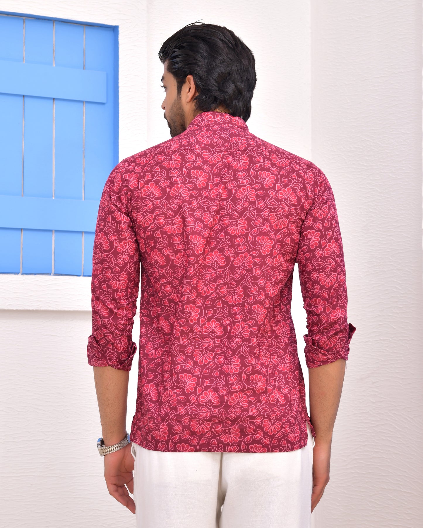 Phoolkari Jaal Short Kurta