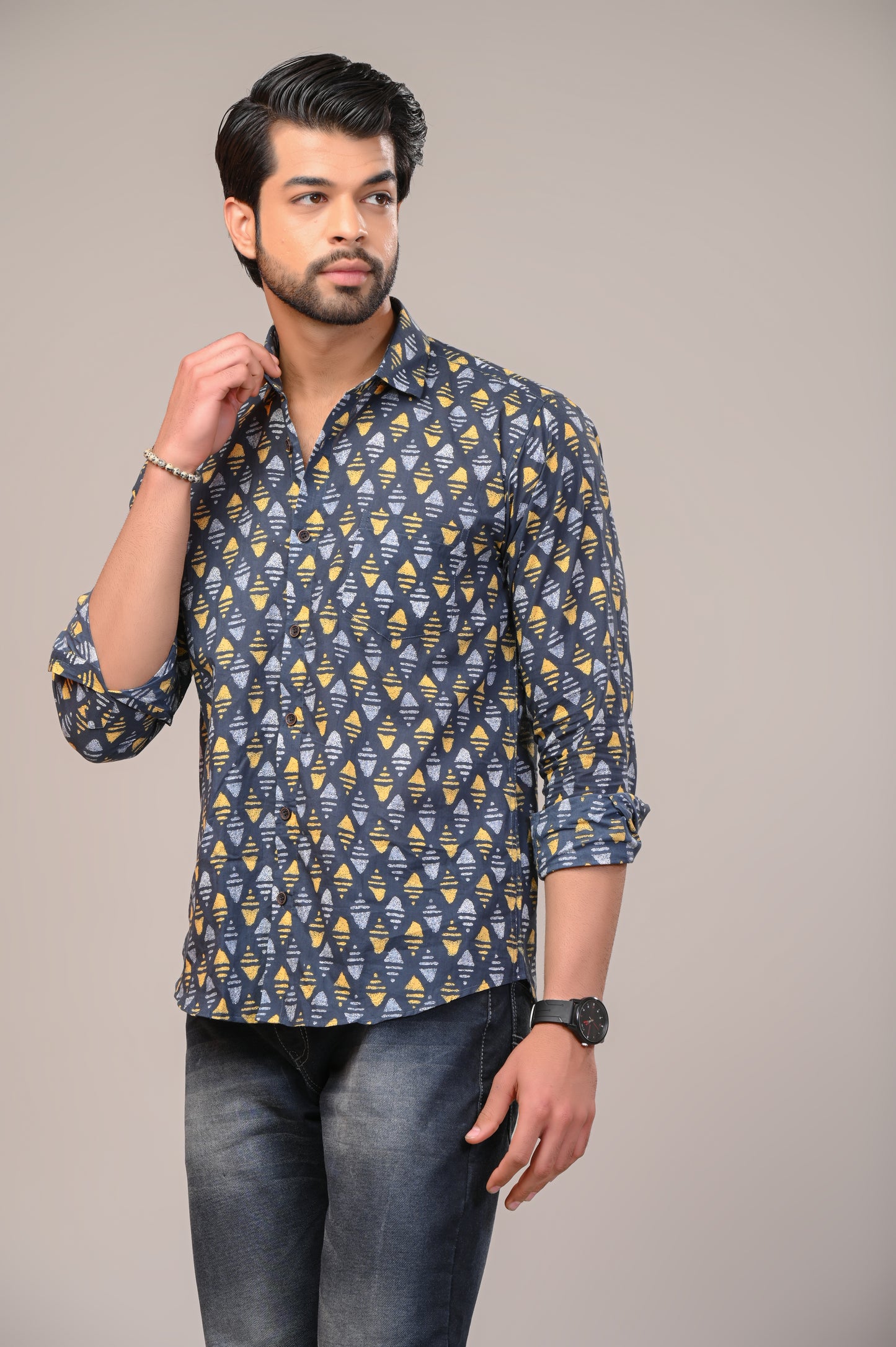 Abstract Angle Print Full Sleeve Shirt