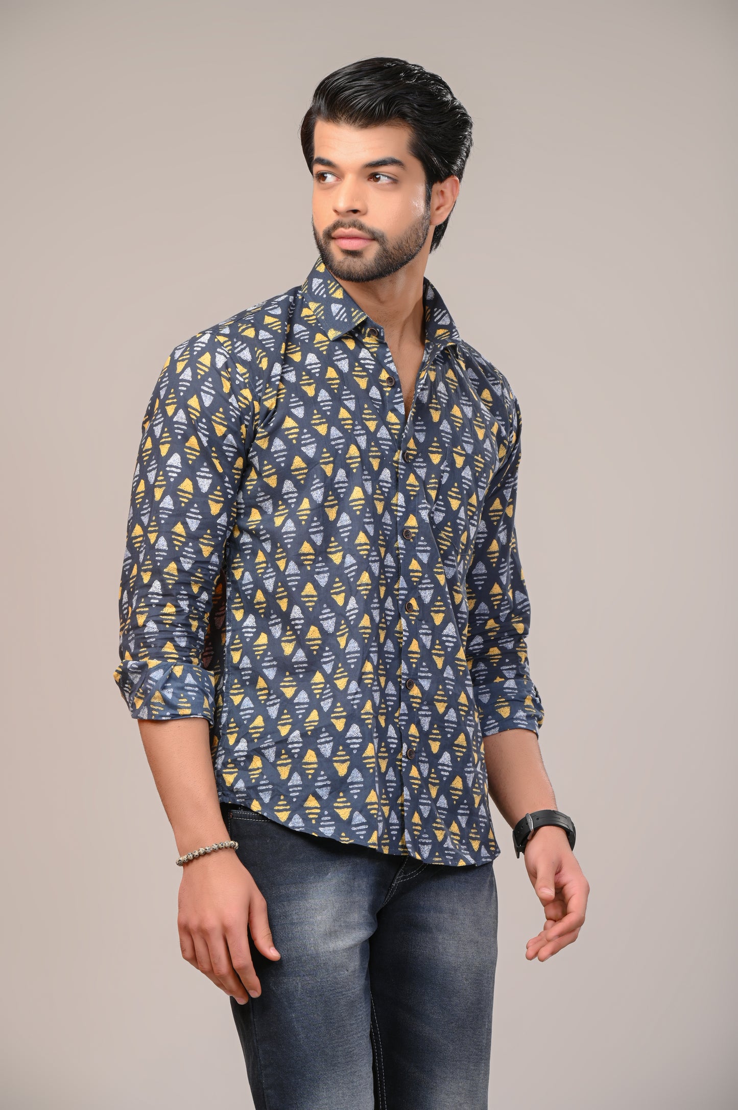 Abstract Angle Print Full Sleeve Shirt