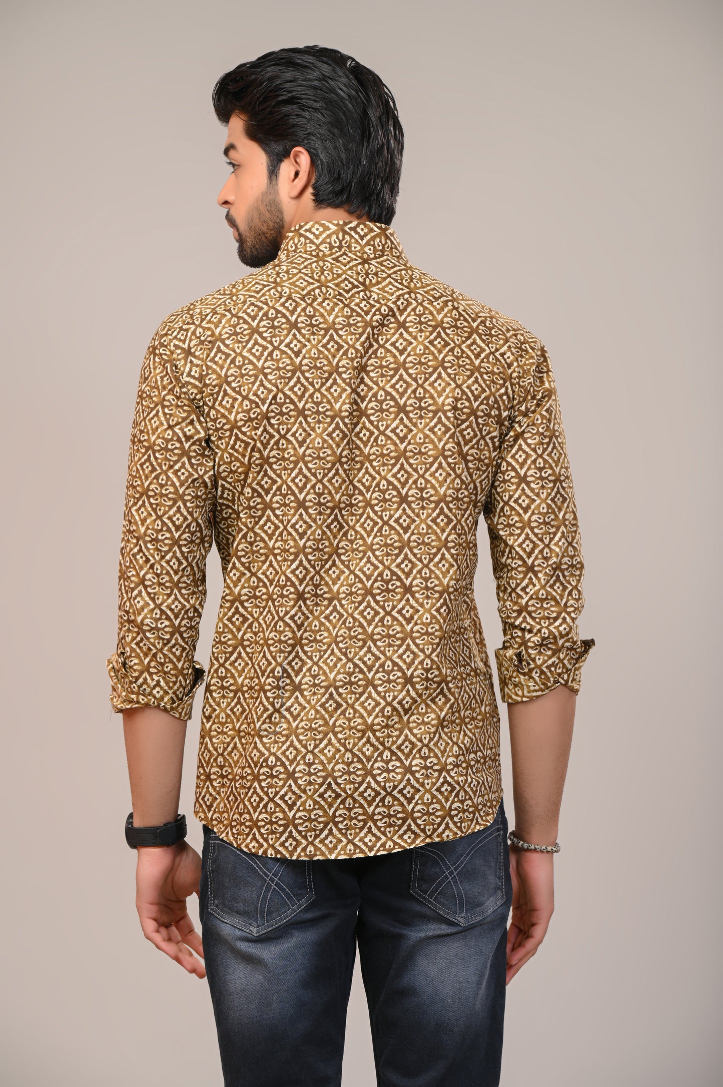 Kaleidoscopic Creation Print Full Sleeve Shirt