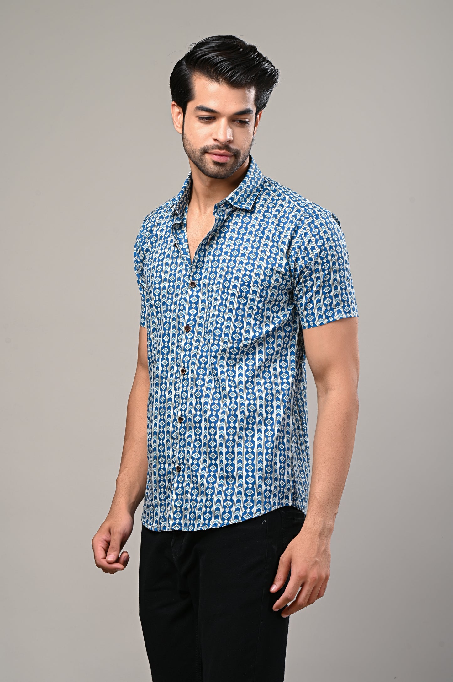 Fluid Forms Print Men’s Half Sleeve Shirt