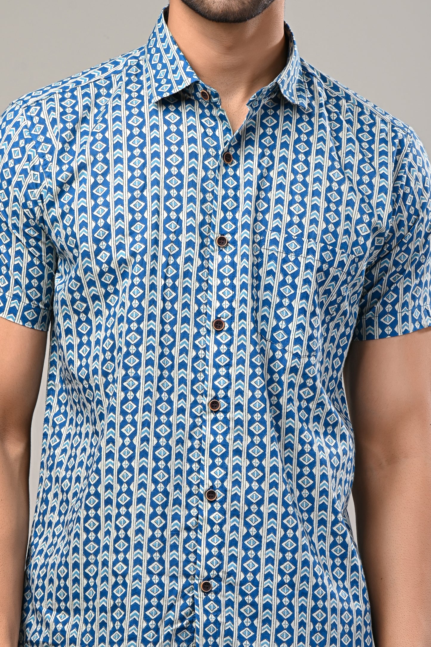 Fluid Forms Print Men’s Half Sleeve Shirt