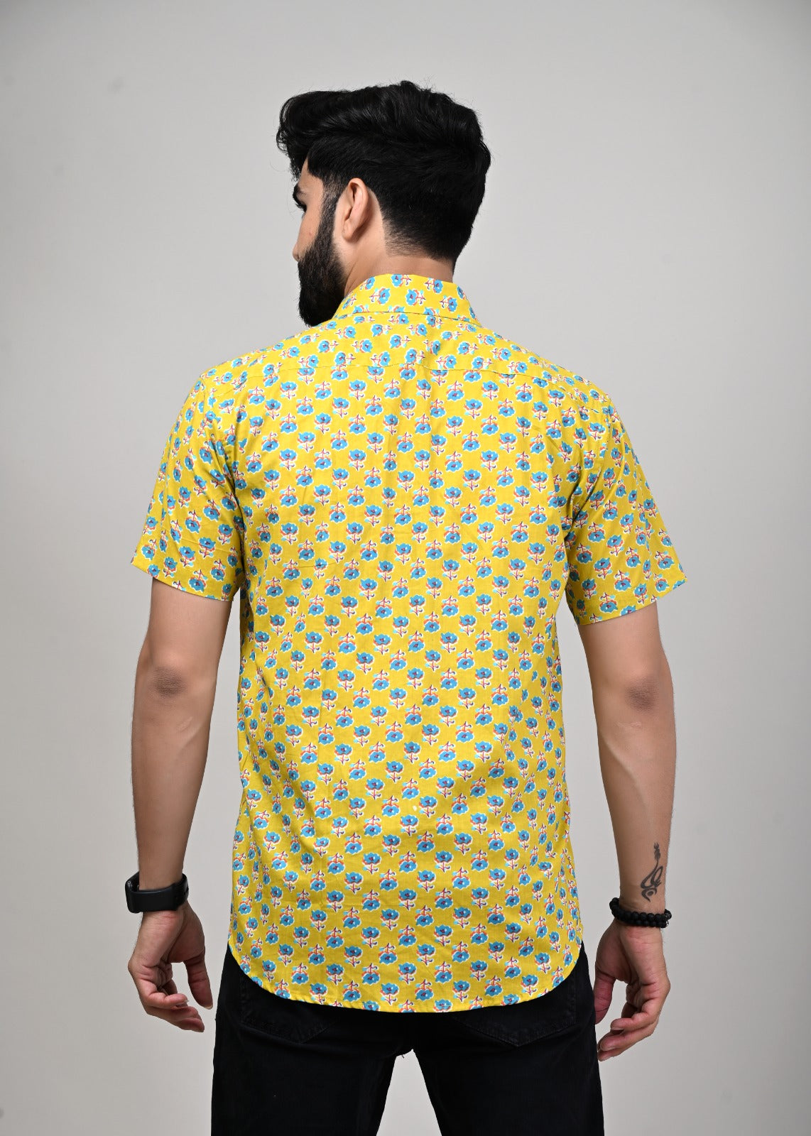 Cornflower Sunlit Delight Men’s Half Sleeve Printed Shirt
