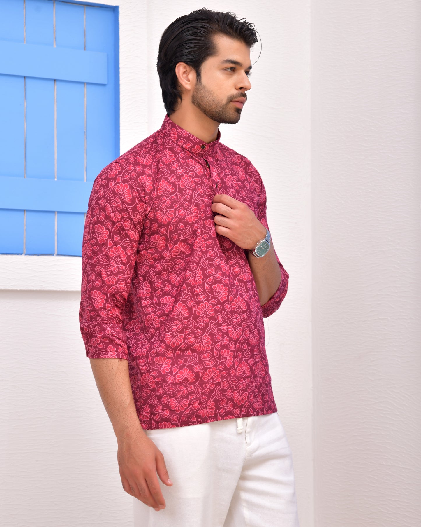 Phoolkari Jaal Short Kurta