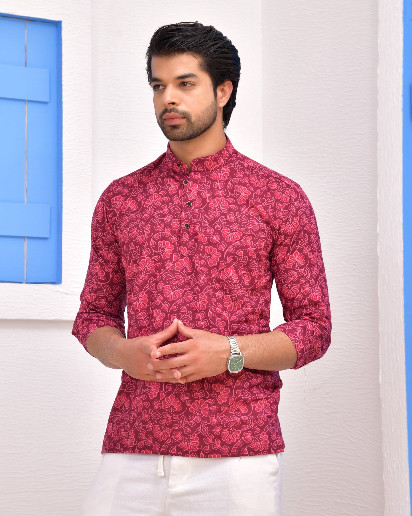 Phoolkari Jaal Short Kurta