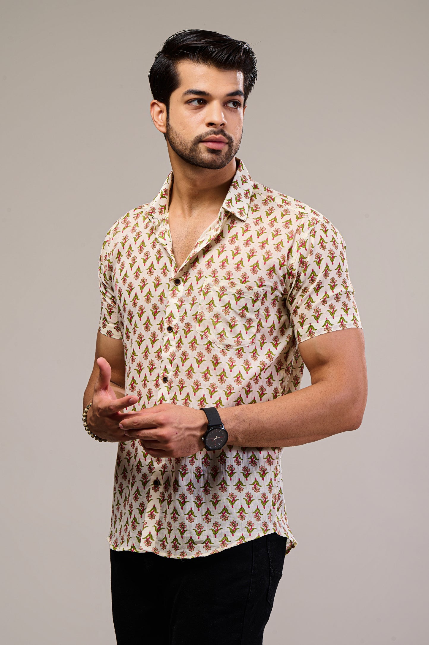 Vivid Vine Men’s Half Sleeve Printed Shirt