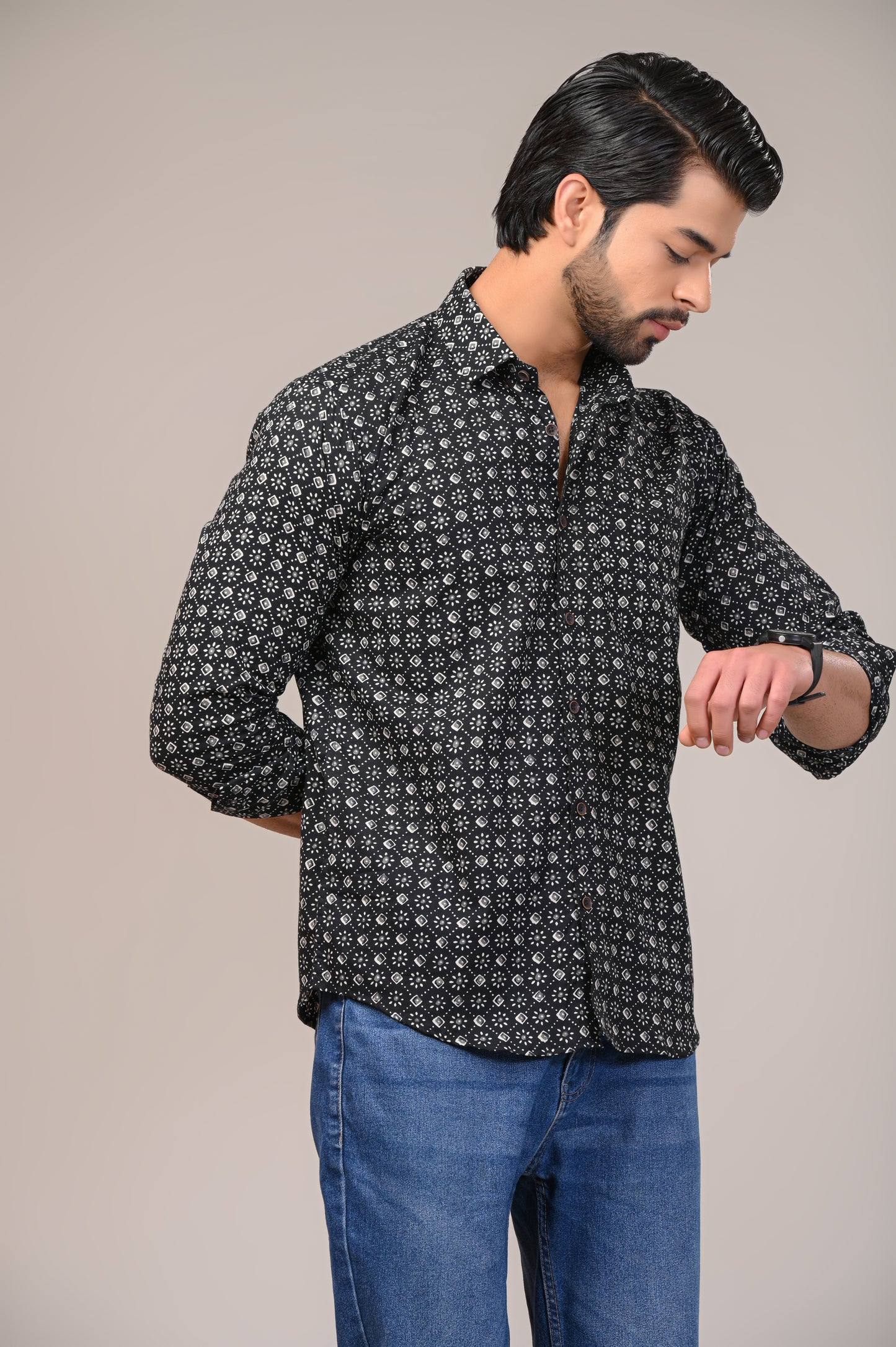 Geometrical Print Full Sleeve Shirt