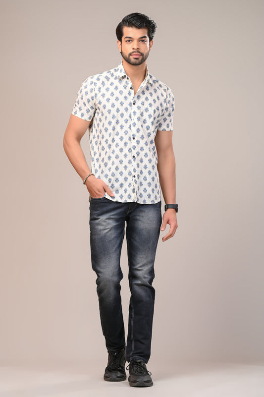 Periwinkle Bloom Print Men’s Half Sleeve Shirt