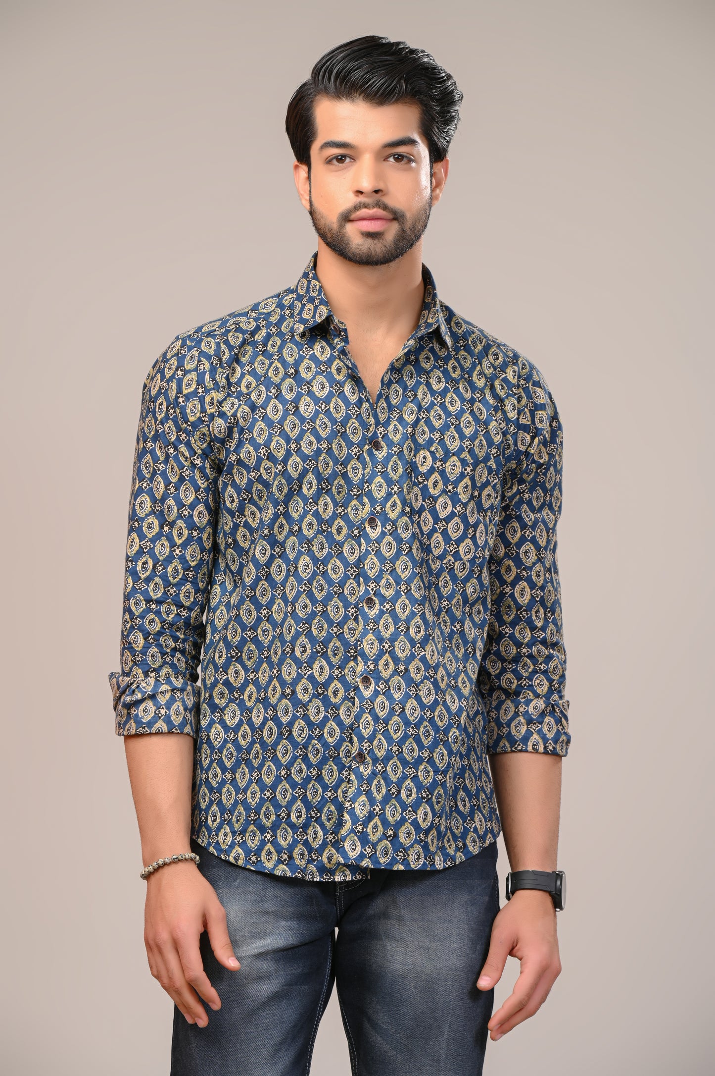 Eyeful Elegance Print Full Sleeve Shirt