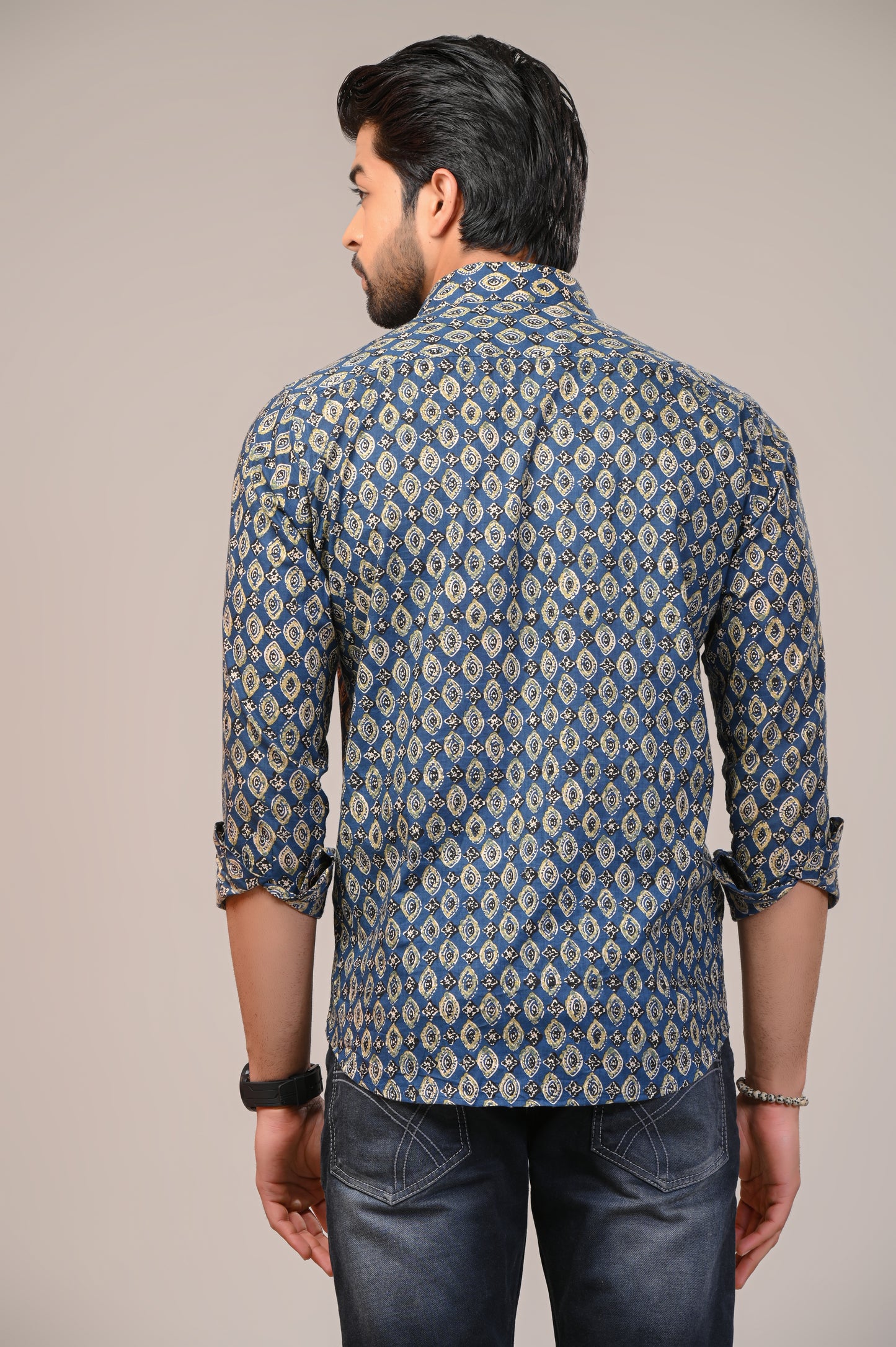 Eyeful Elegance Print Full Sleeve Shirt