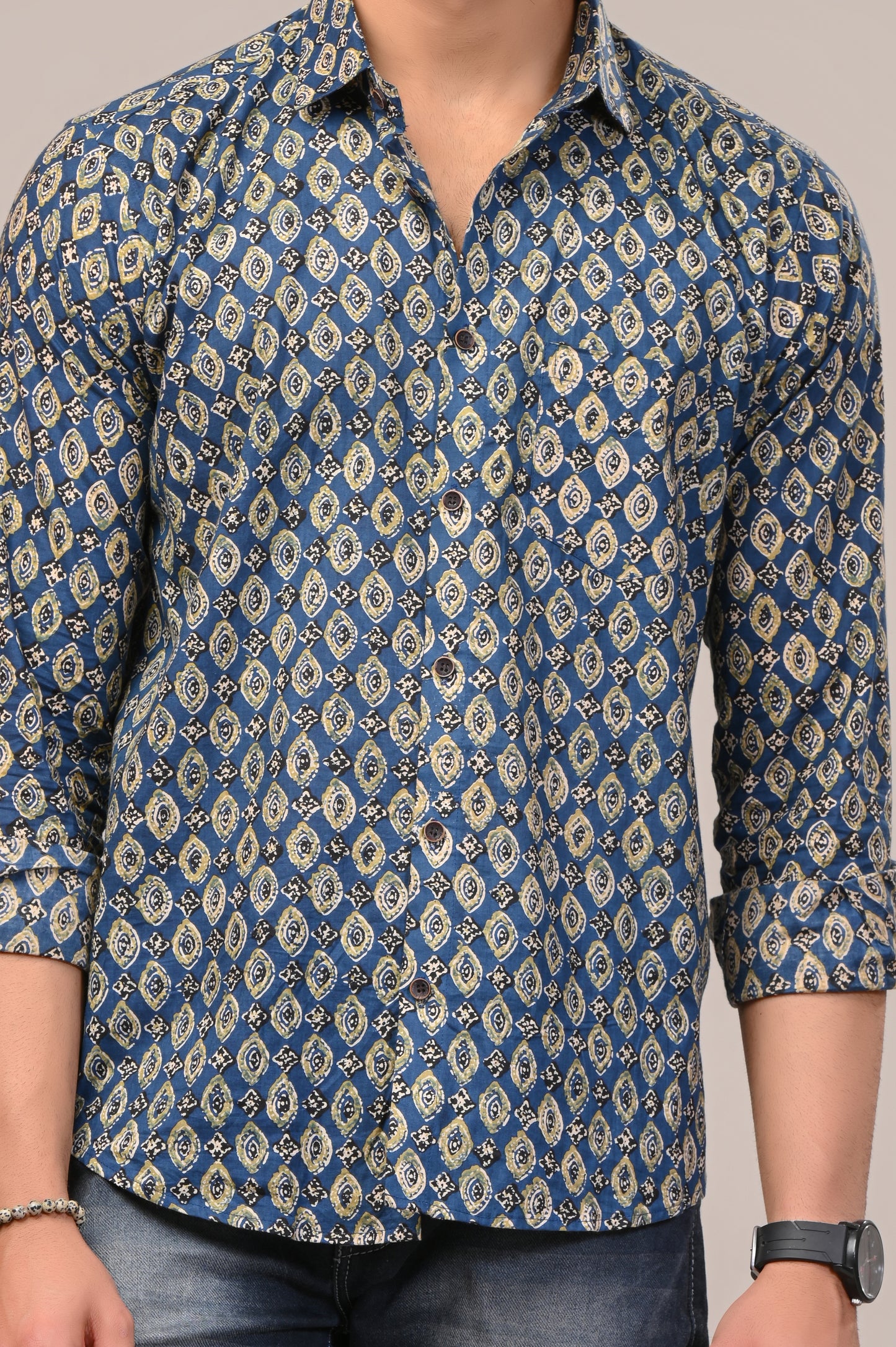 Eyeful Elegance Print Full Sleeve Shirt