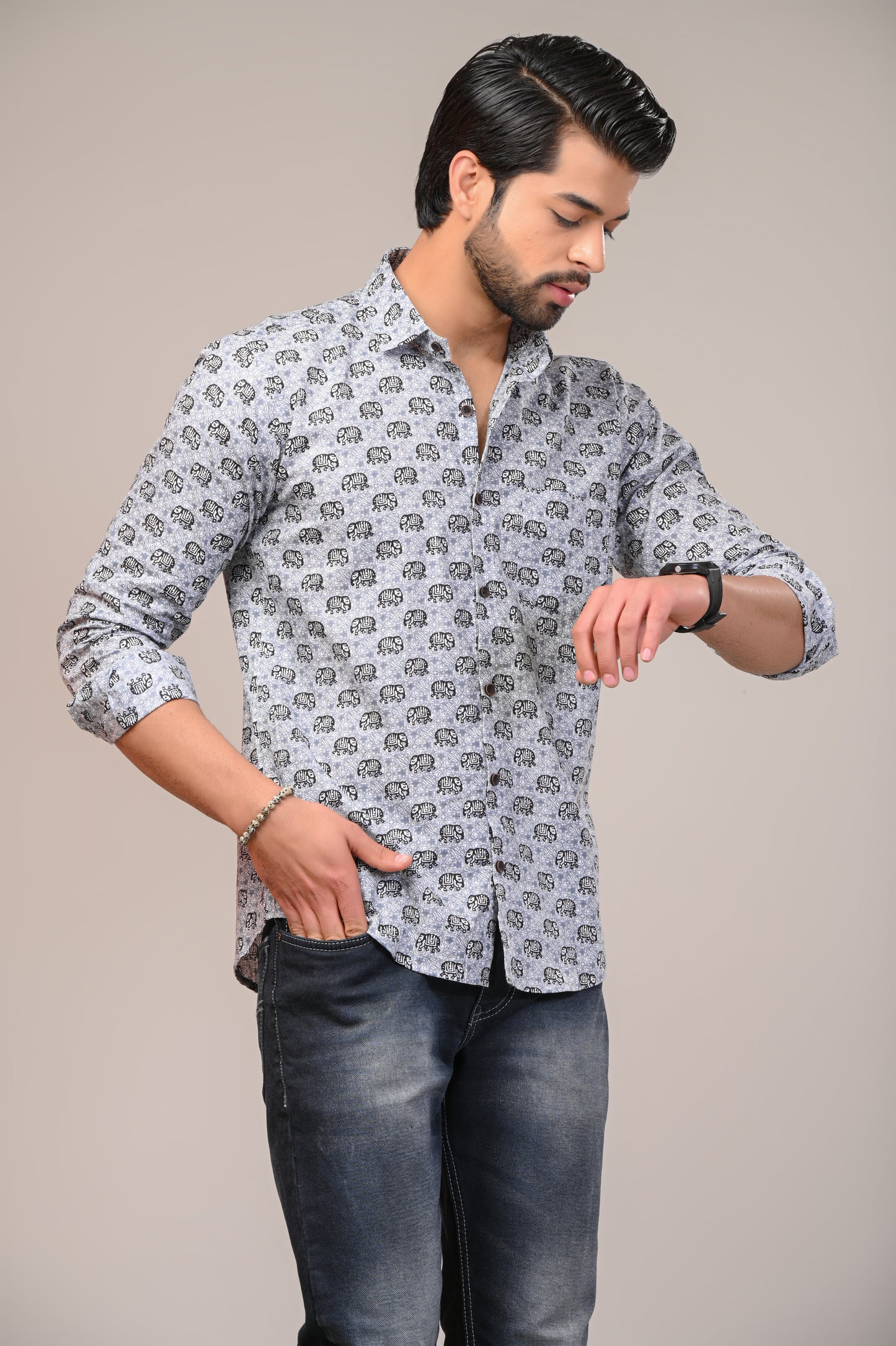 Trunk Treasures Print Full Sleeve Shirt