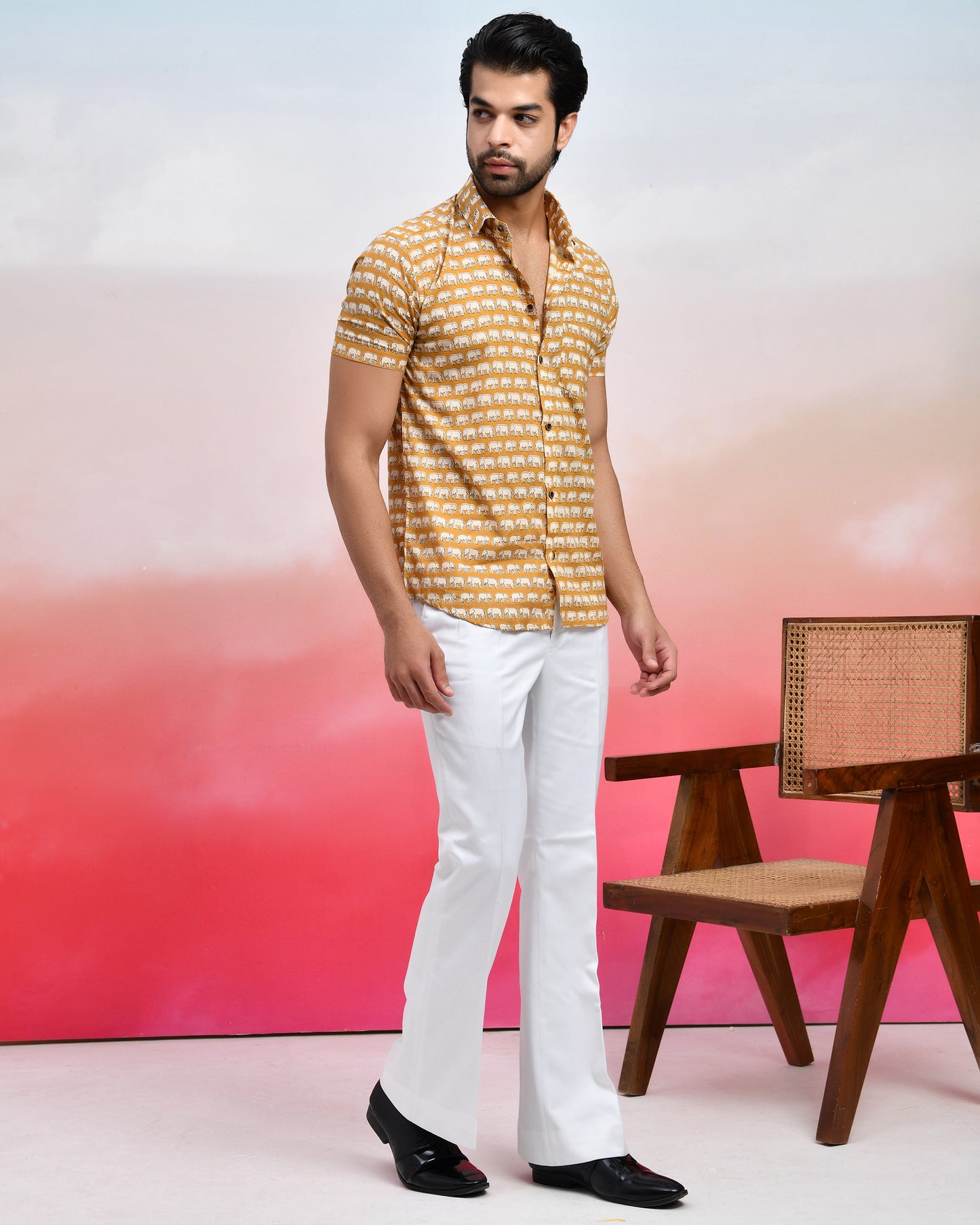 Elephant Motif Classic Men's  Half Sleeves Shirt