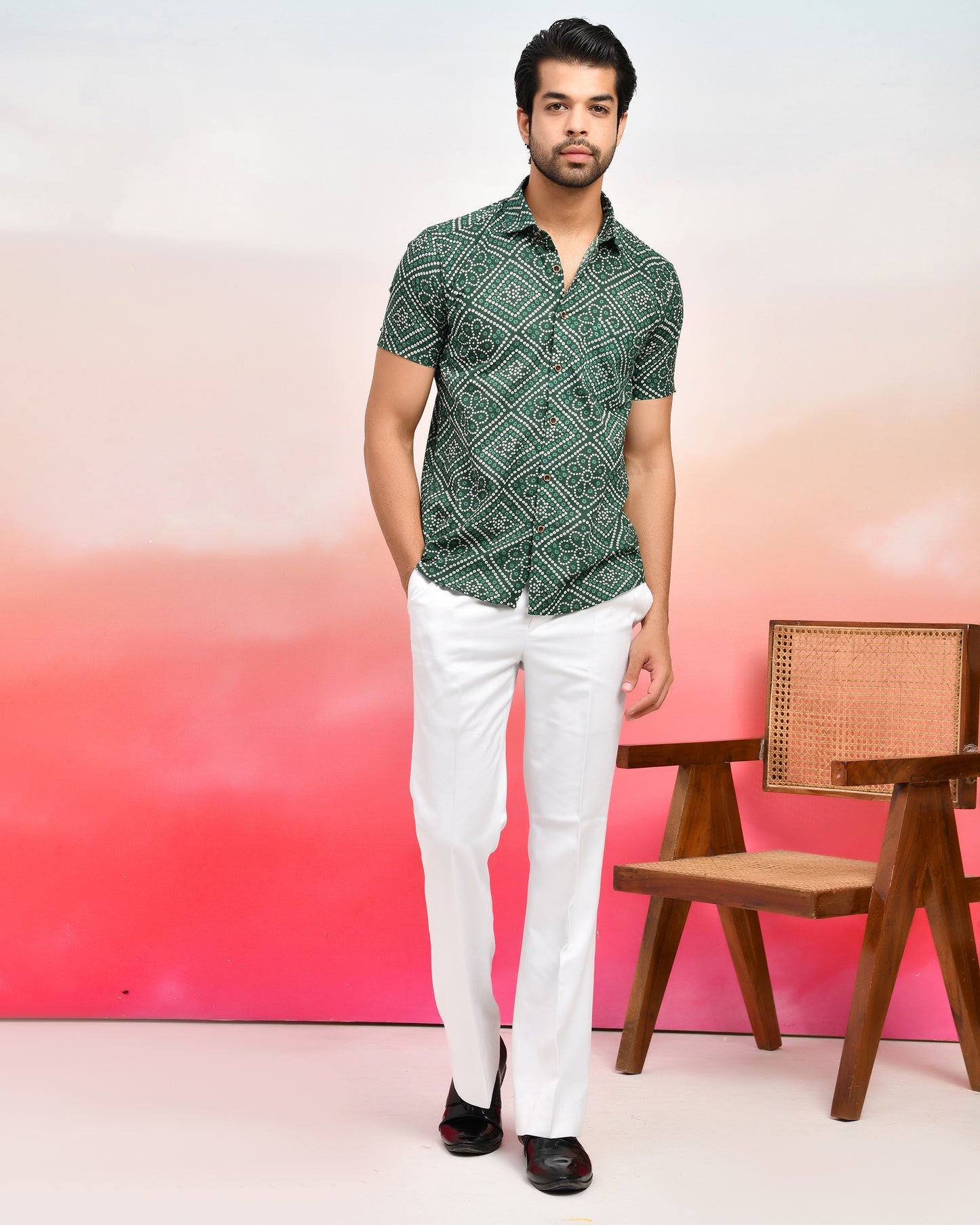 Green Bandhani Print Cotton Men's  Half Sleeves Shirt