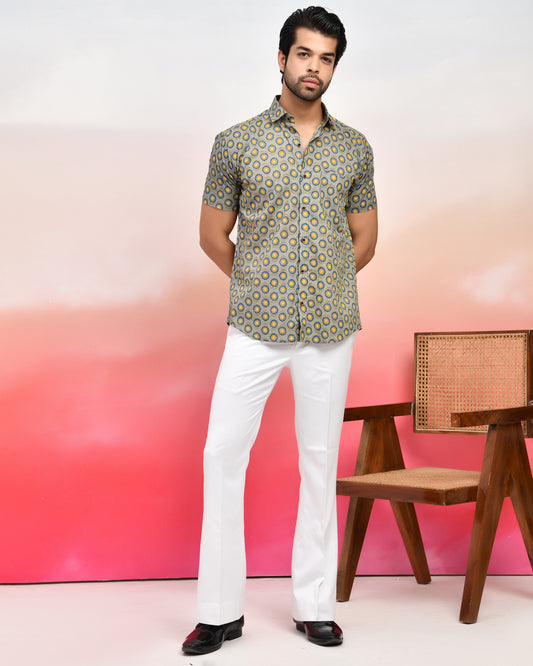 Sage Green Daisy Print Men's Half Sleeves Shirt