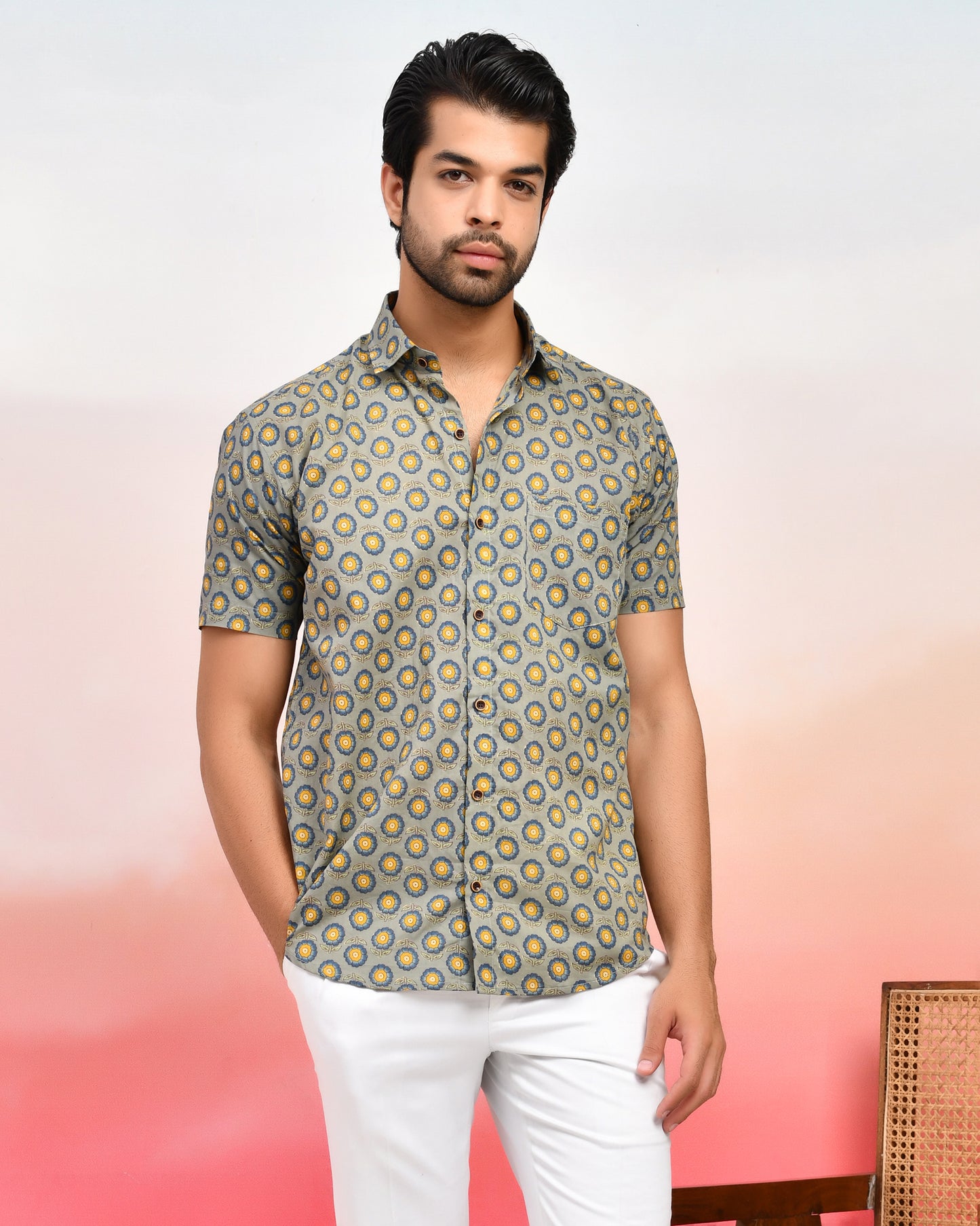 Sage Green Daisy Print Men's Half Sleeves Shirt