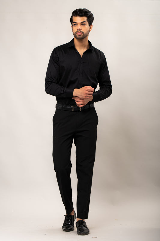 Black Solid-Colored Formal Shirt