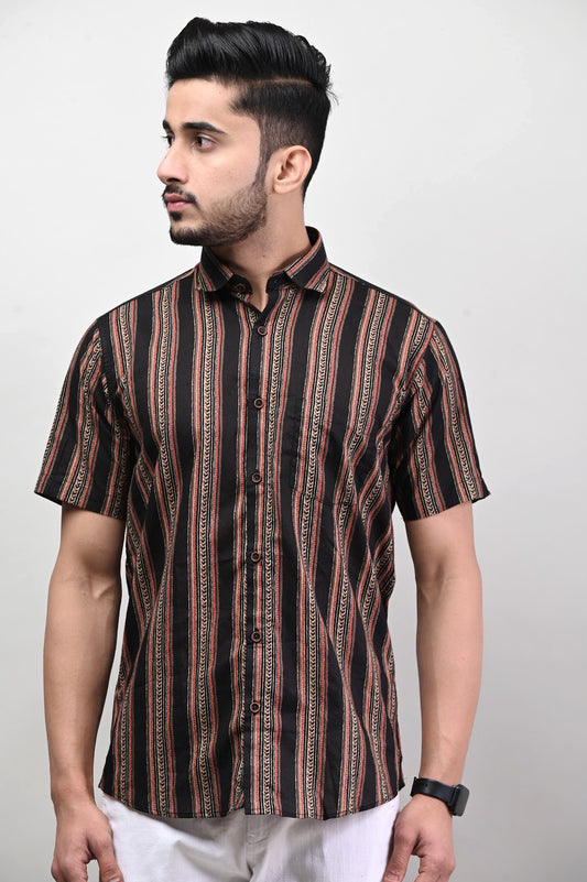 Abstract Stripes Print Men’s Half Sleeve Shirt